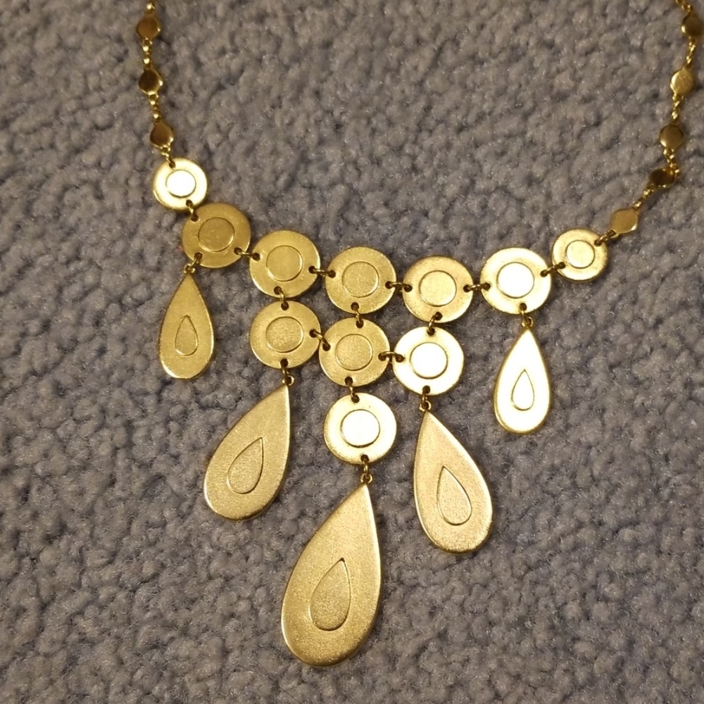 Necklace - Picture 2 of 2